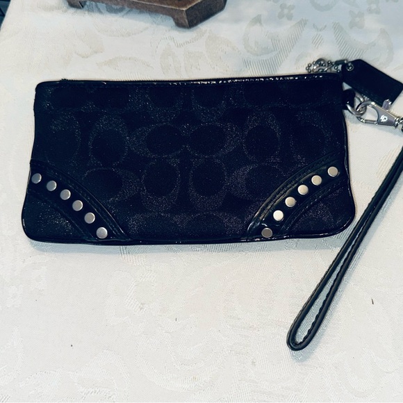 Coach Signature Studded Black Wristlet – Style F48111 - Picture 2 of 6